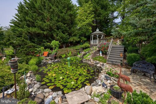 355 Buch Ave, LANCASTER, PA, 17601-2903 | Card Image