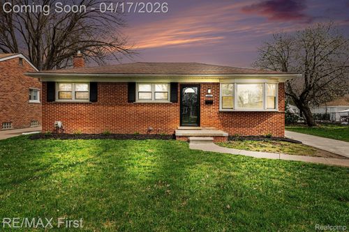 23001 Brookdale Blvd, Saint Clair Shores, MI, 48082-2138 | Card Image