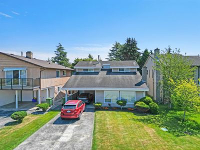 10170 Hollymount Dr, House other with 3 bedrooms, 2 bathrooms and 2 parking in Richmond BC | Image 2