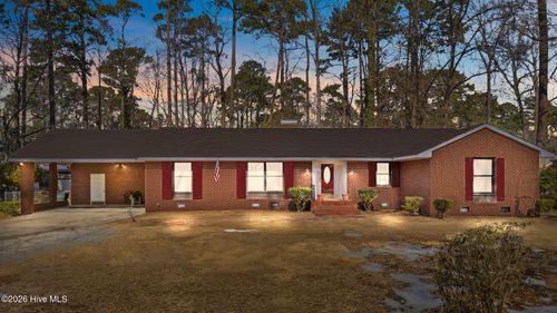 2202 Riley Rd, Kinston, NC, 28504-1438 | Card Image