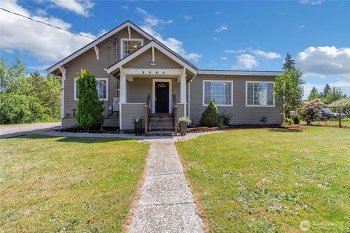 2704 104th Street E, Tacoma, WA, 98445 | Card Image