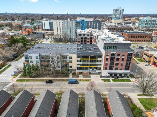 unit-102-610 S Troy St, Royal Oak, MI, 48067-2774 | Card Image