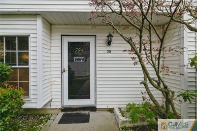 794 Darlington Drive, Townhouse with 2 bedrooms, 1 bathrooms and null parking in Old Bridge NJ | Image 2