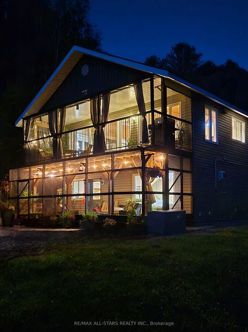 1435 Falkenburg Rd, Bracebridge, ON, P1L1X4 | Card Image