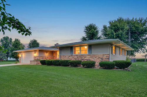 2108 County Road 1900 E, Urbana, IL, 61802-7786 | Card Image
