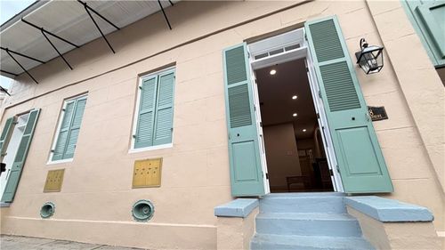 1b-618 Dauphine St, New Orleans, LA, 70112-3472 | Card Image