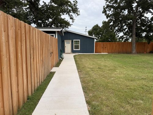 c-168 Still Forest Dr, Cedar Creek, TX, 78612-3203 | Card Image
