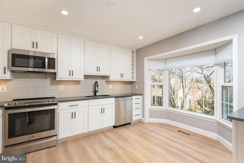 7434 Chummley Ct, FALLS CHURCH, VA, 22043-2937 | Card Image