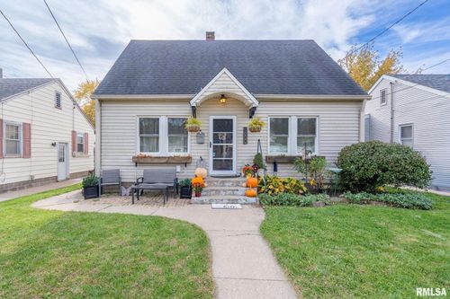 1630 27th Ave, Moline, IL, 61265-5262 | Card Image