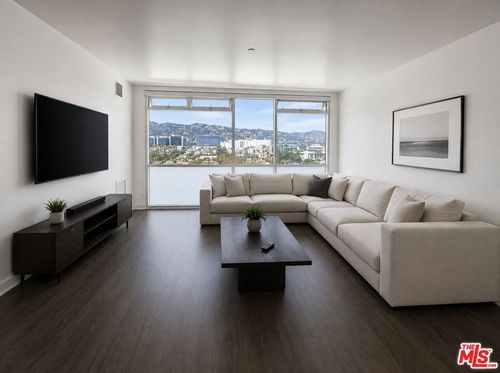 1004-8601 Wilshire Blvd, LOS ANGELES, CA, 90017-2416 | Card Image