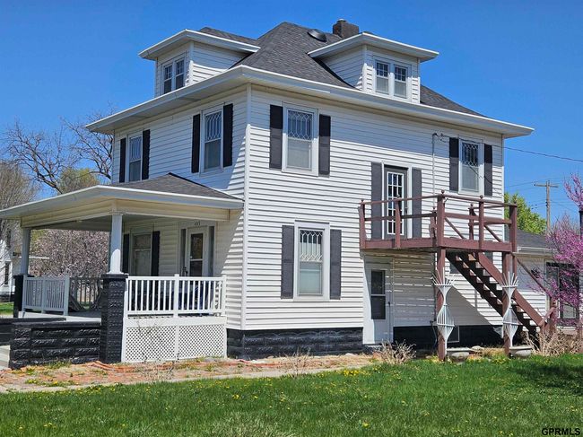 403 A St, House other with 4 bedrooms, 2 bathrooms and 2 parking in Shelton NE | Image 5