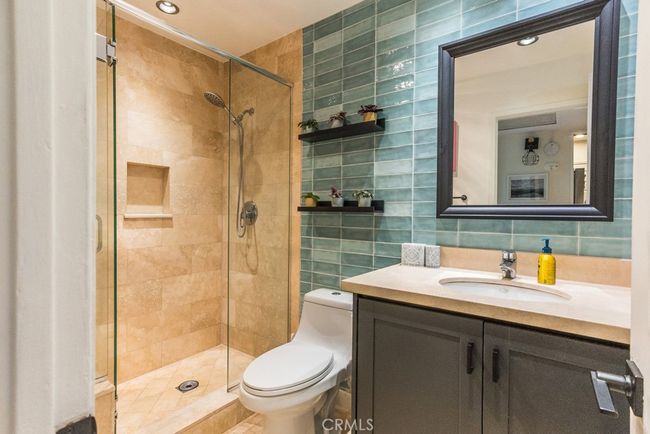 169 - 18350 Hatteras St, Condo with 1 bedrooms, 1 bathrooms and 2 parking in Tarzana CA | Image 10