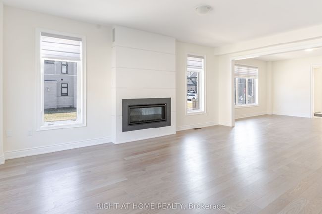 126 Settlers Crescent, House other with 4 bedrooms, 5 bathrooms and 4 parking in Bradford West Gwillimbury ON | Image 21