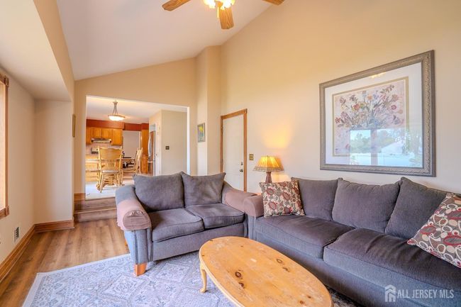 5 Wetherhill Way, House other with 4 bedrooms, 3 bathrooms and null parking in Dayton NJ | Image 40