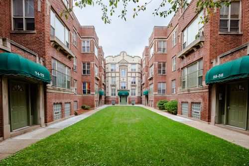 3-5152 King Dr, Chicago, IL, 60615-3515 | Card Image