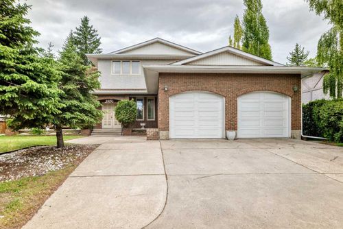3407 50 St Nw, Calgary, AB, T3A0E3 | Card Image