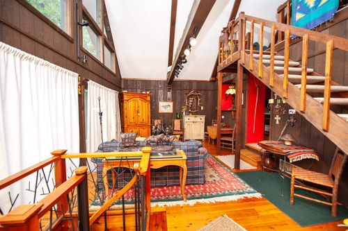 1516 W Lakeshore Dr, LANDRUM, SC, 29356-9372 | Card Image