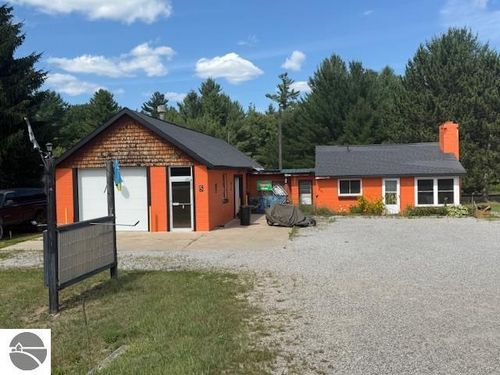 5 W Federal Hwy, Roscommon, MI, 48653-9467 | Card Image