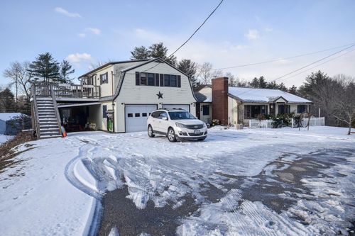 843 Goodwin Rd, Eliot, ME, 03903-1203 | Card Image