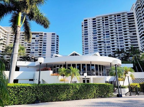 apt-1111-2500 Parkview Dr, Hallandale Beach, FL, 33009-2808 | Card Image