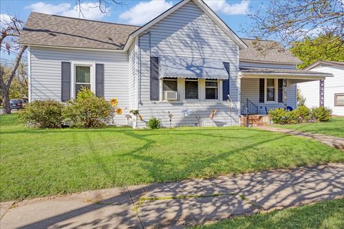 1231 W Woodard St, Denison, TX, 75020-3445 | Card Image