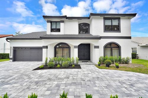 10746 Charleston Pl, Hollywood, FL, 33026-4906 | Card Image