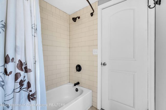 9A - 139 Brighton Ave, Condo with 3 bedrooms, 2 bathrooms and null parking in Long Branch NJ | Image 12