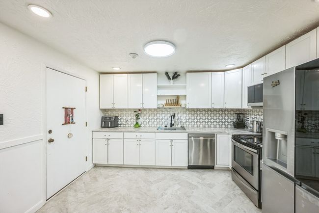 APT-14 - 8 Longmeadow Dr, Condo with 2 bedrooms, 2 bathrooms and 2 parking in Rowley MA | Image 8
