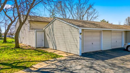 8937 Ironwood Ave S, Cottage Grove, MN, 55016-3366 | Card Image