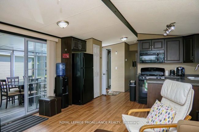 486 Cty Rd 18   3 Beachview Lane, House other with 2 bedrooms, 1 bathrooms and 2 parking in Prince Edward County ON | Image 21