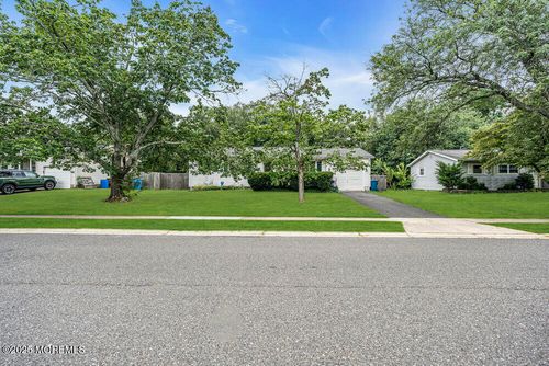 30 Drexel Dr, Jackson, NJ, 08527-2328 | Card Image