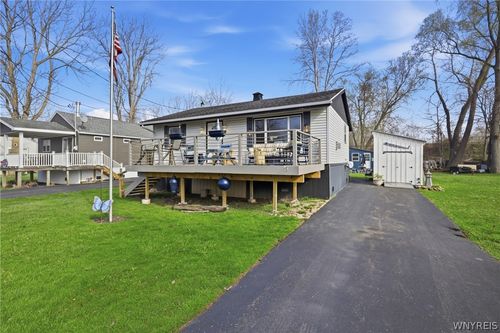879 Triangle Dr, Irving, NY, 14081-9653 | Card Image