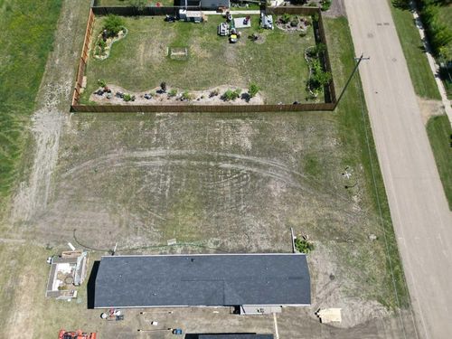 {{alt}} | Card Image