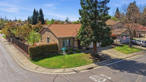 939 Mcguire Court, Folsom, CA, 95630 | Card Image
