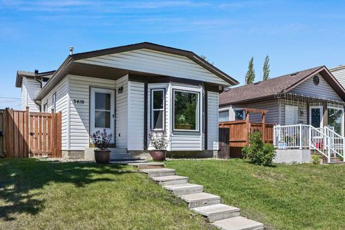 3410 Cedarille Dr Sw, Calgary, AB, T2W5A9 | Card Image