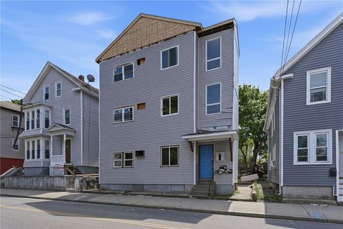 884 Douglas Ave, Providence, RI, 02908-1568 | Card Image