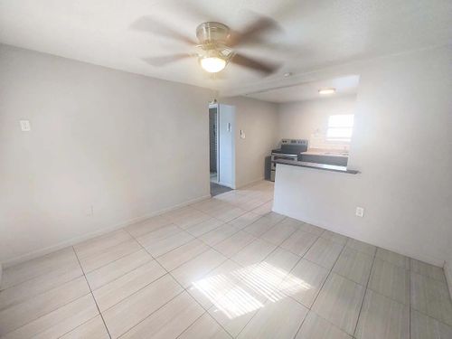 b-2404 Avenue U, Lubbock, TX, 79411 | Card Image