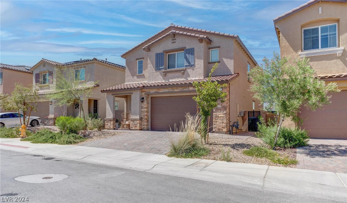 Bayley Skye Ave, Las Vegas, NV 89141