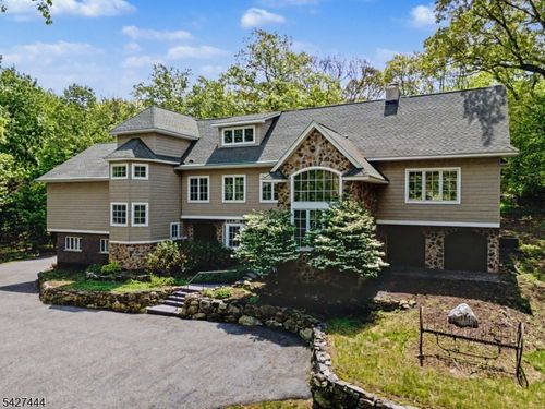 156 Kingsland Rd, Boonton Twp, NJ, 07005-9031 | Card Image