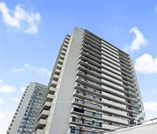 902-158B Mcarthur Ave, Vanier, ON, K1L8C9 | Card Image