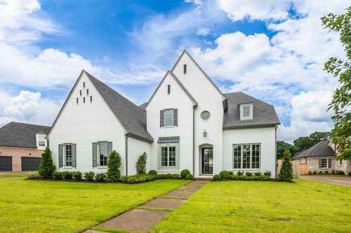 9121 Cheatham Ln N, Germantown, TN, 38138-1010 | Card Image