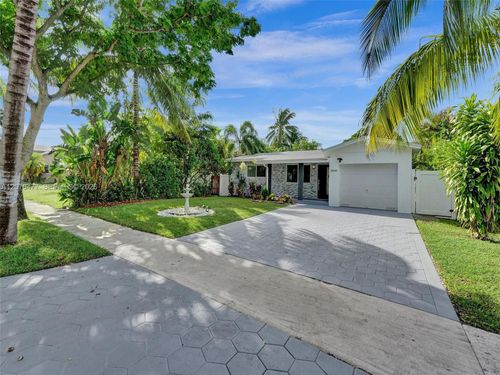 2446 Fillmore St, Hollywood, FL, 33020-4306 | Card Image