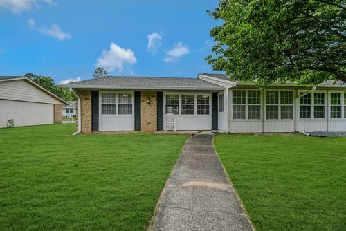 a-374 Woodbridge Drive, Brookhaven, NY, 11961 | Card Image