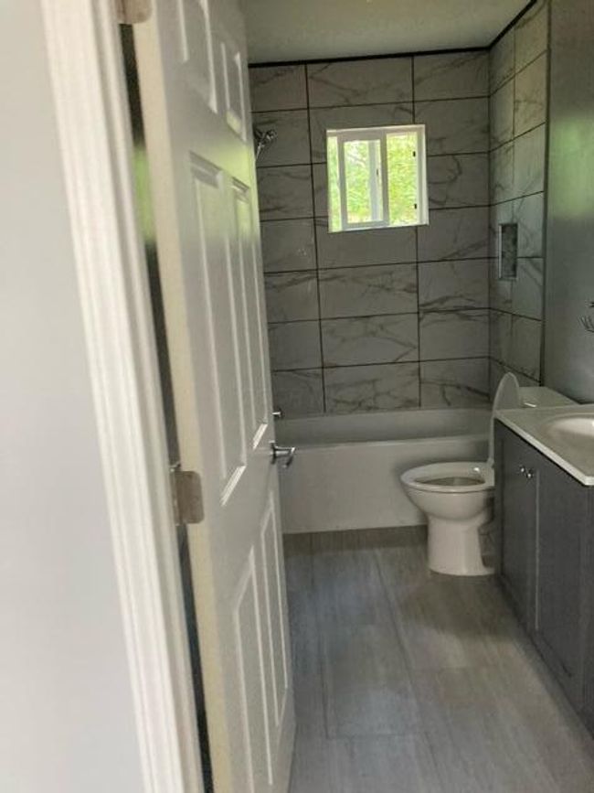 2023 Ferris Rd, House other with 3 bedrooms, 2 bathrooms and null parking in Columbus OH | Image 8