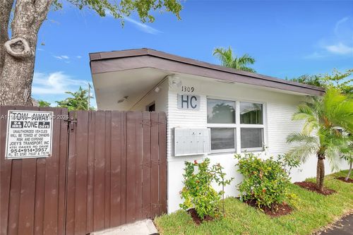 apt-1-1309 Ne 16th Ter, Fort Lauderdale, FL, 33304-1823 | Card Image