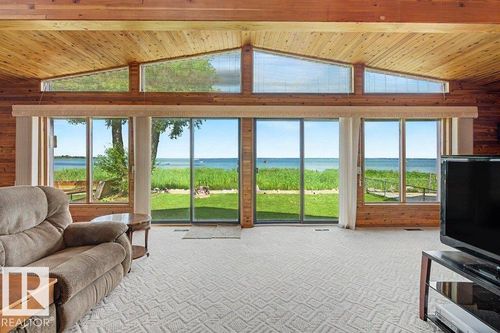 5807 51 Ave, Alberta Beach, AB, T0E0A0 | Card Image