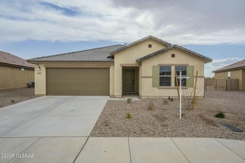 6575 W Camino Pizarro, Tucson, AZ, 85757-0130 | Card Image