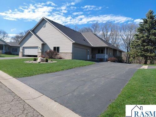 204 Parkway Pl, Mankato, MN, 56001-5905 | Card Image