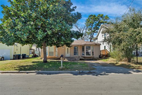 204 Sunset Ln, Fort Worth, TX, 76114-4327 | Card Image