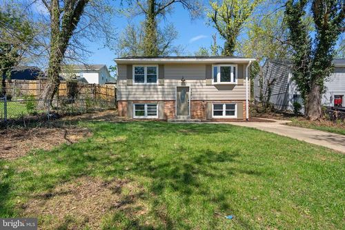 6604 Valley Park Rd, CAPITOL HEIGHTS, MD, 20743-2568 | Card Image